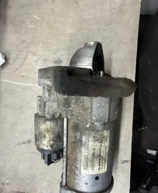 Nissan Qashqai Starter motor 0001170621 223008131R 233008151