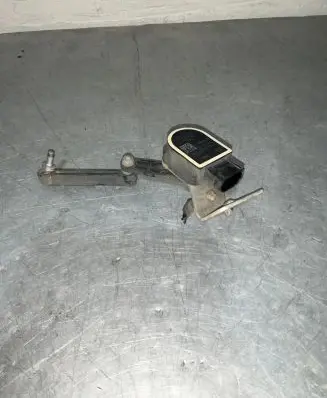 BMW 5 F10 F11 Headlight/headlamp level sensor 6784075