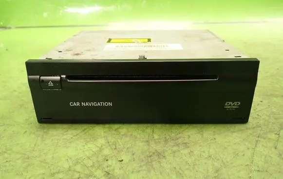 Mercedes-Benz E W211 Radio/CD/DVD/GPS head unit A22087035890036059