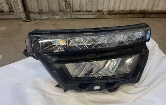 Skoda Kamiq Headlight/headlamp 658941015 175PL10516