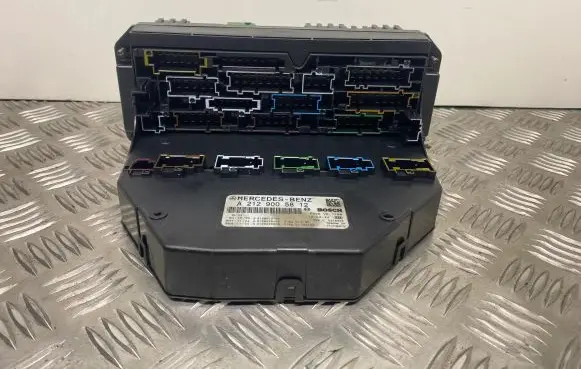 Mercedes-Benz C W204 SAM control unit A2129005812