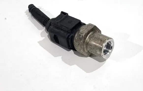 Audi A8 S8 D5 Air conditioning (A/C) pressure sensor 4H0959126B
