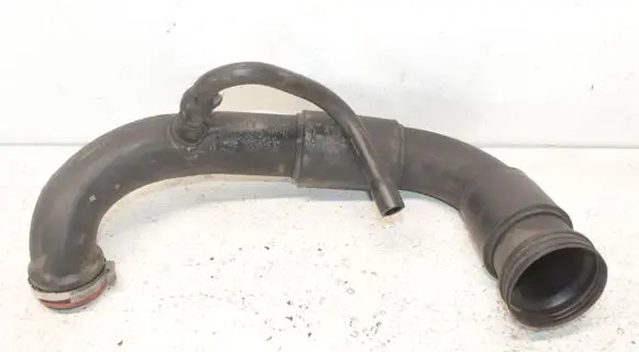 Intercooler hose/pipe