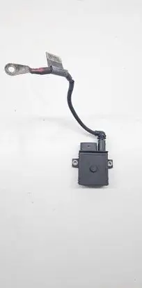 BMW 5 E60 E61 Glow plug pre-heat relay E2110022360