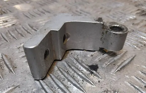 Audi A6 S6 C6 4F Rear door upper hinge A046573