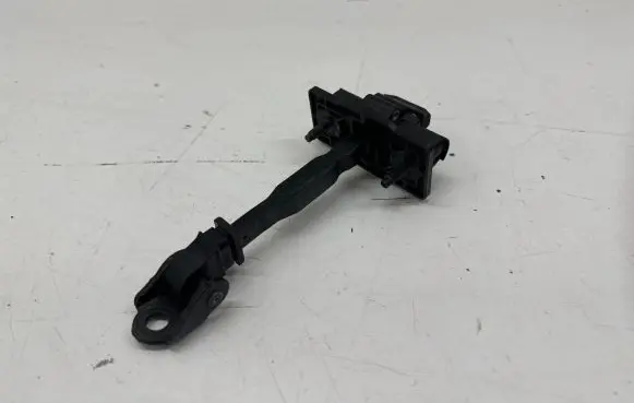 Peugeot 2008 II Front door check strap stopper