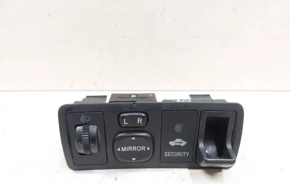 Toyota Corolla E120 E130 Wing mirror switch 183574 777665 489082