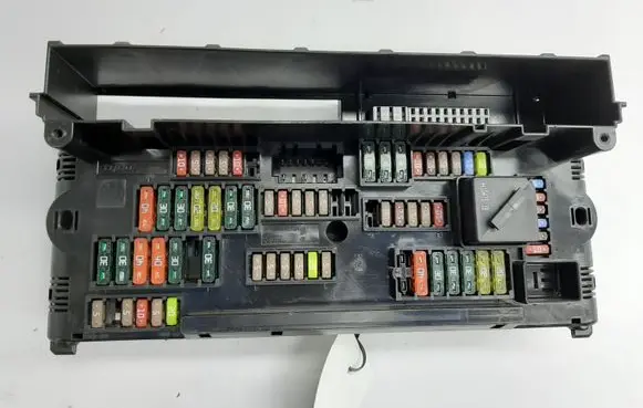 BMW 5 F10 F11 Fuse box set 9234421