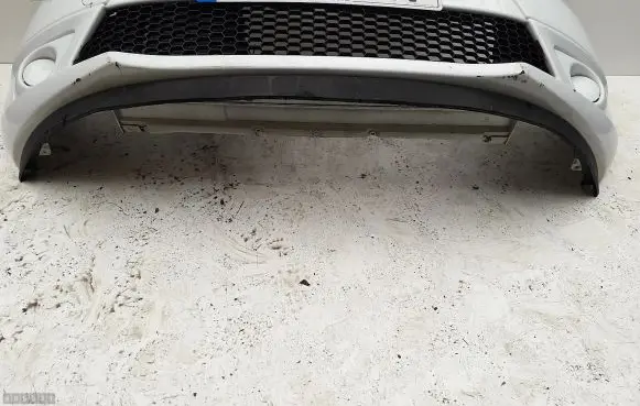 Renault Sandero I Front bumper 620229493r