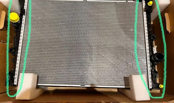 BMW X5 G05 Coolant radiator 17118472274