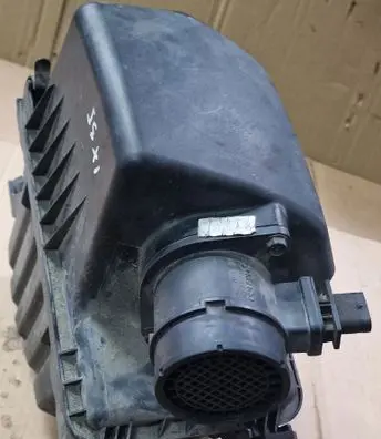 Hyundai ix35 Air filter box cover 