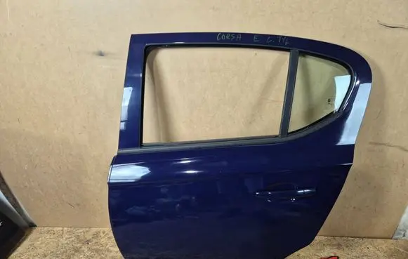 Opel Corsa E Rear door