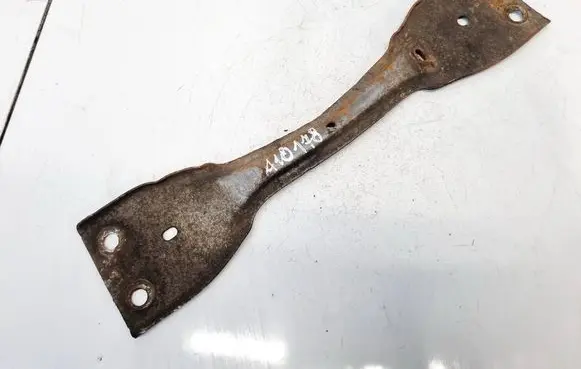 Volkswagen Touran I Engine mounting bracket