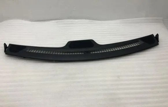 Jeep Compass Wiper trim