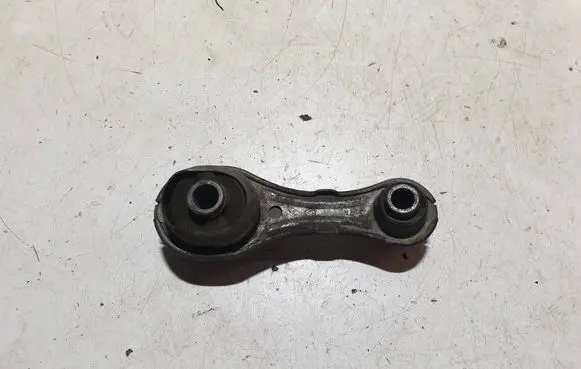 Renault Captur Engine mount bracket 112381035R
