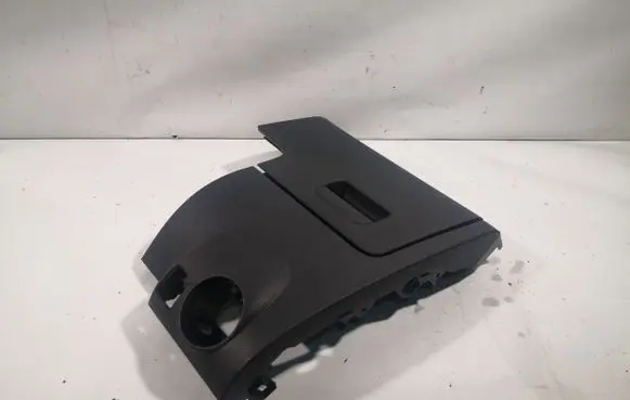 Volkswagen Golf Plus Glove box 5M1858719E