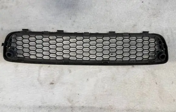 Volvo S80 Front bumper lower grill 30678421 30744113