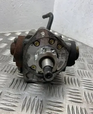 Toyota Avensis T250 Fuel injection high pressure pump 221000G010 HU2940000061