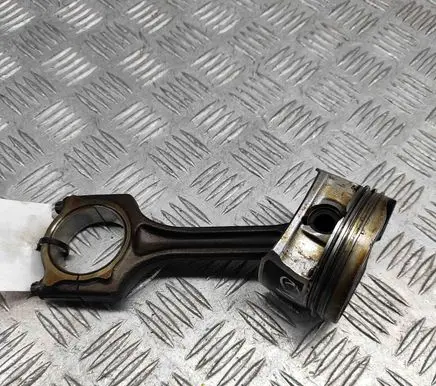 Citroen C4 I Picasso Piston 1631729180 1675941480