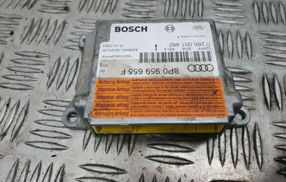 Audi A3 S3 8L Airbag control unit/module 8P0959655F 0285001482