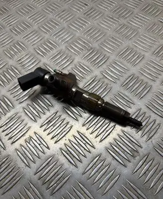 Peugeot 5008 Fuel injector 9674973080 50274V05 67040
