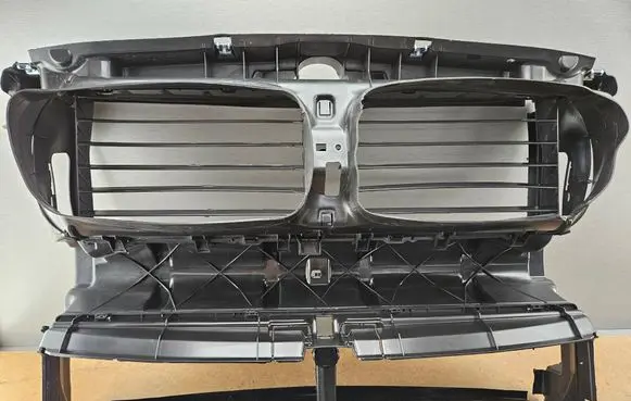 BMW 5 F10 F11 Radiator cooling fan shroud 7200781 51747200781 8049669