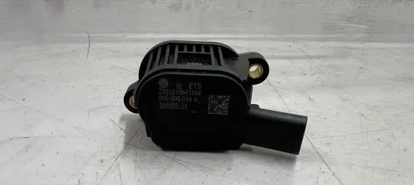 Audi A3 8Y Camshaft vanos timing valve 04e906048a