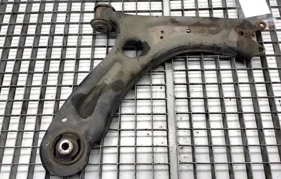 Volkswagen Jetta VI Front control arm 5C0407152B