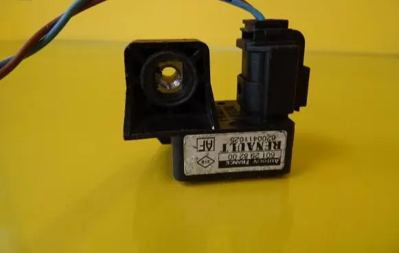 Renault Scenic II - Grand scenic II Airbag deployment crash/impact sensor 8200411025