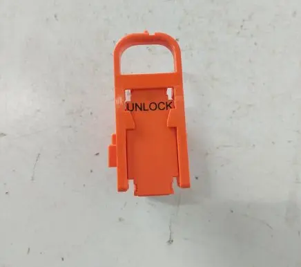Lexus RX 450H Battery relay fuse 20904