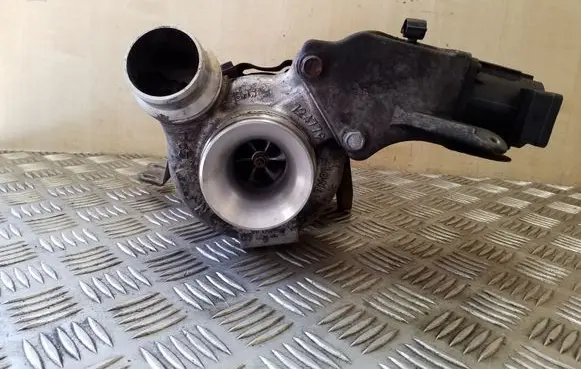 BMW 3 E92 E93 Turbo TFO35HL6B13TB 7797781 4913505830
