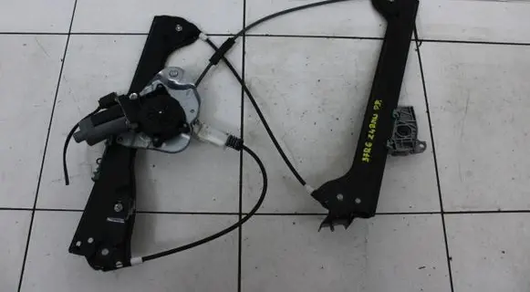 BMW Z4 E85 E86 Front door window regulator with motor 