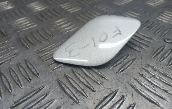 BMW 7 F01 F02 F03 F04 Front tow hook cap/cover 7202884