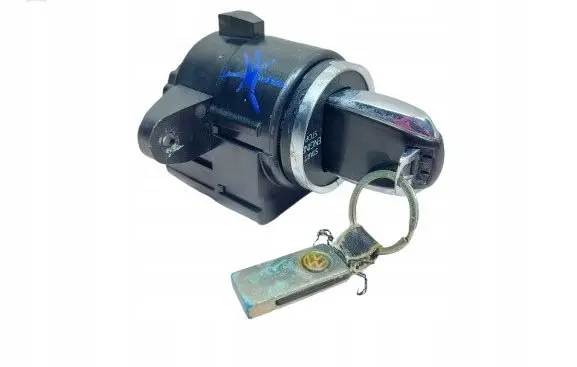 Volkswagen Touareg II Ignition lock 7P6905843D