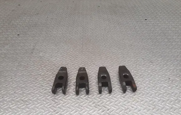KIA Carnival Fuel Injector clamp holder 