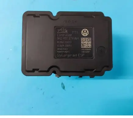 Volkswagen Golf VI ABS Pump 1K0907379AH 1K0614517AS