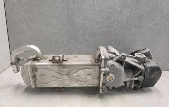 Volkswagen Tiguan EGR valve cooler 03L131512BL