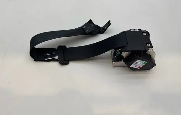 Volvo XC40 Rear seatbelt 31462131