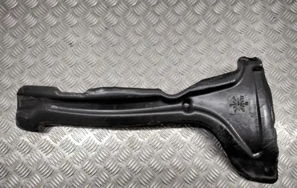 Fender foam support/seal
