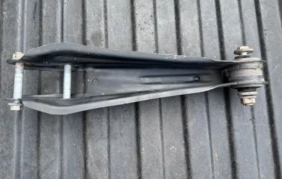 BMW X3 F25 Rear upper control arm/wishbone 6795812 33306795812 19088210