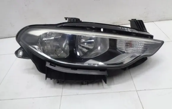 Fiat Tipo Headlight/headlamp