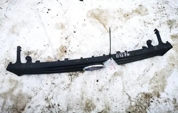 Ford Focus Front grill 98ab8200akw