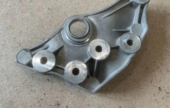 Mercedes-Benz E W238 Front differential bracket A6420140500