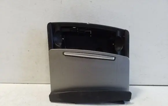 Audi A6 S6 C6 4F Ashtray (front) 4F1857951C