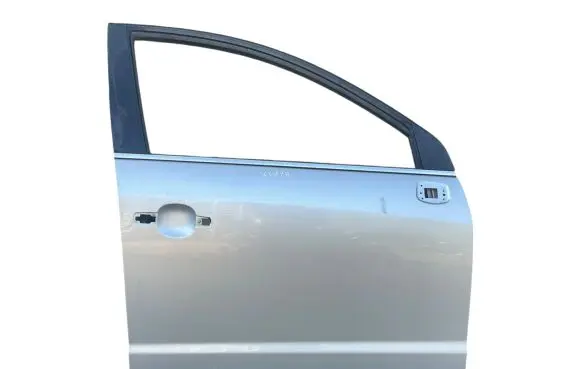 Opel Antara Front door