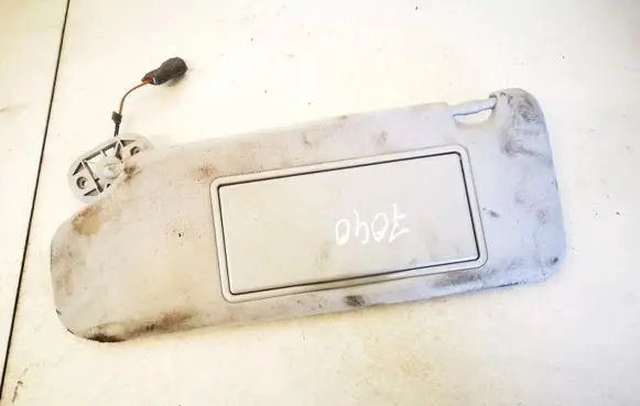 Toyota Avensis T250 Sun visor
