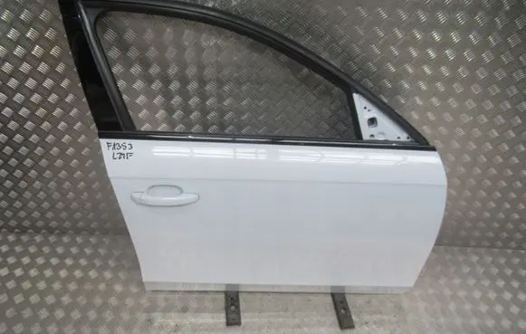 Audi RS4 B7 Front door 