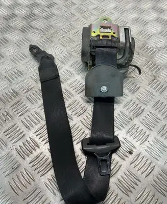 Mercedes-Benz E W211 Front seatbelt 561014701