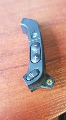 BMW 3 E46 Steering wheel buttons/switches 6904473