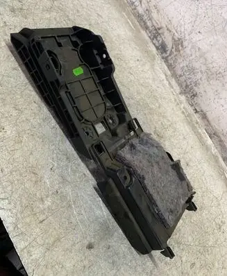 Peugeot 308 Other center console (tunnel) element 9830715380